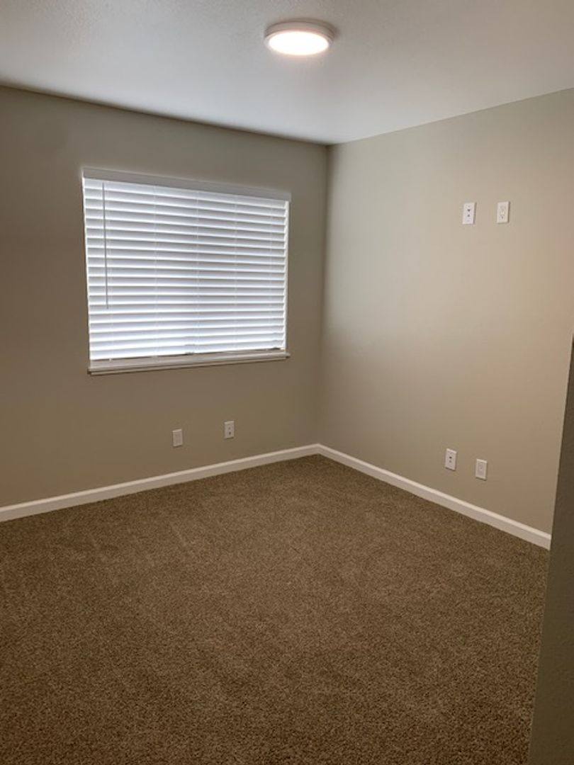 Apartment for rent at 10801 Foothill Blvd, Oakland, CA 94605