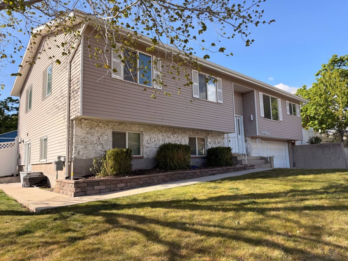 Apartment for rent at 9062 S Daybreak Dr, Sandy, UT 84093