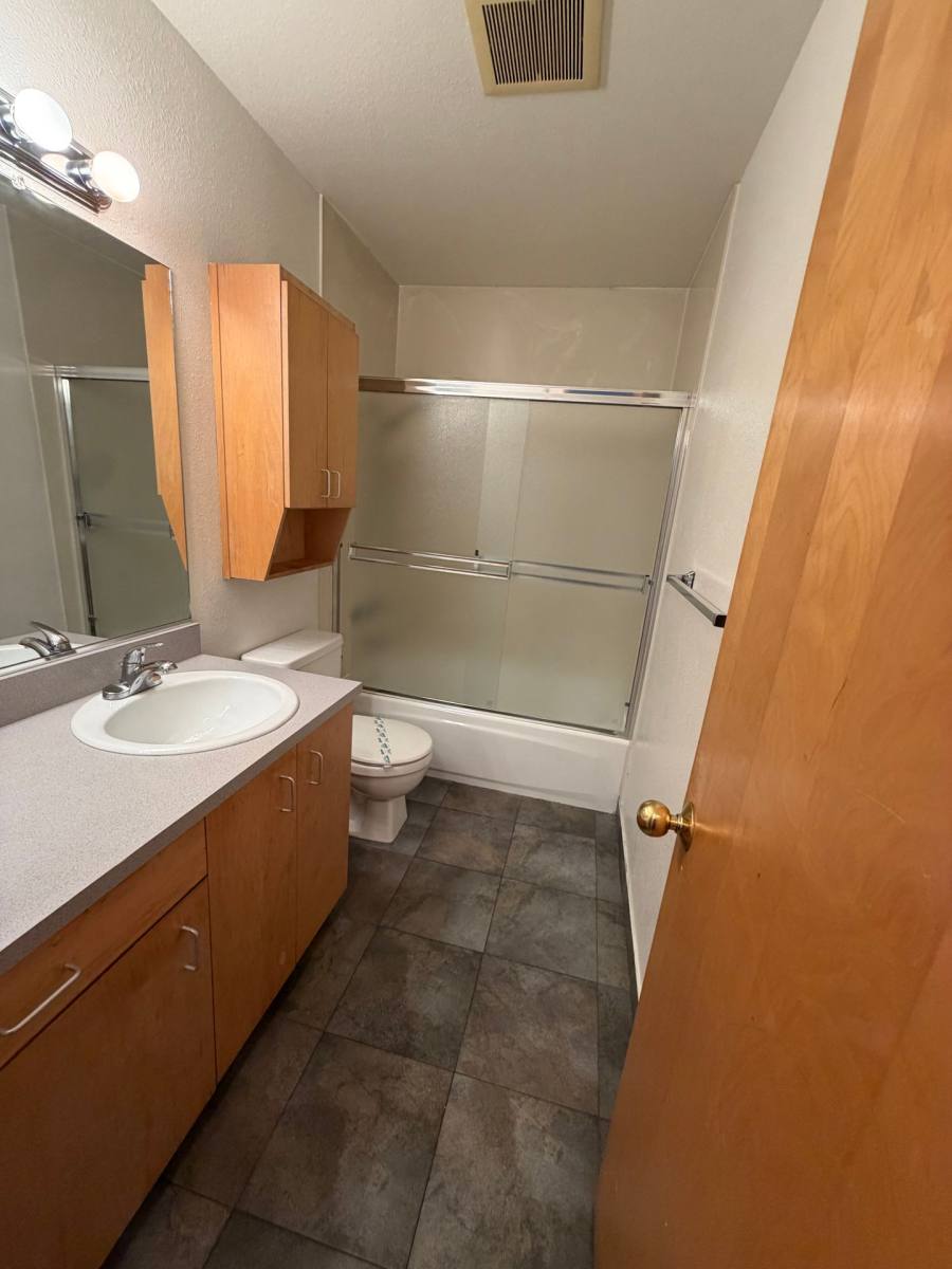 Apartment for rent at 4816 San Pablo Dam Rd, El Sobrante, CA 94803