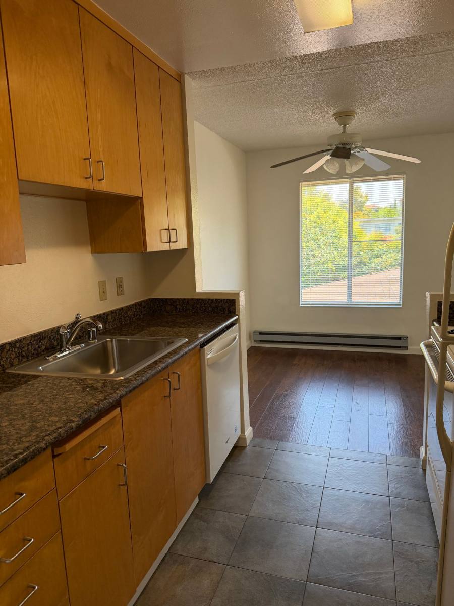 Apartment for rent at 4816 San Pablo Dam Rd, El Sobrante, CA 94803