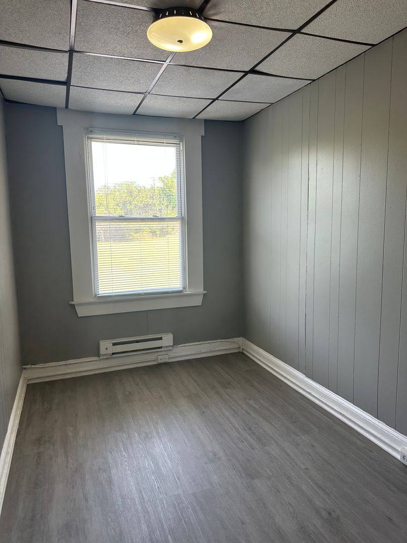 Apartment for rent at 5 S Wickham Rd, Baltimore, MD 21229