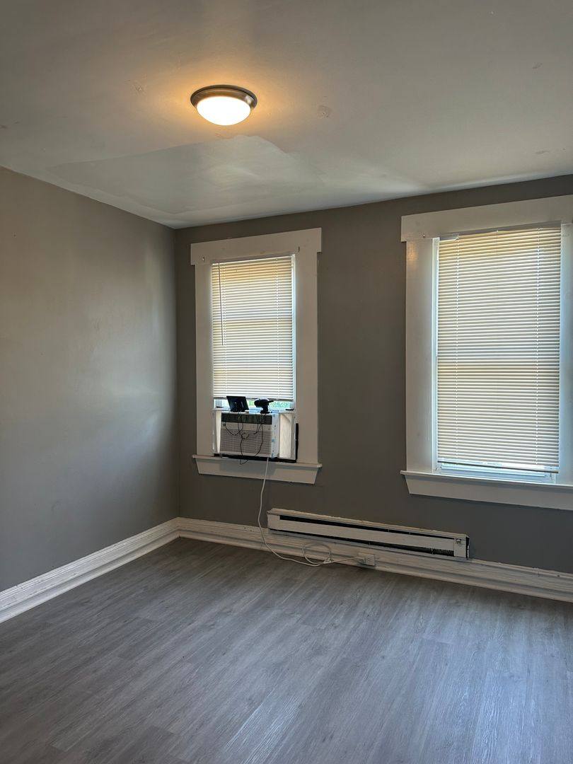 Apartment for rent at 5 S Wickham Rd, Baltimore, MD 21229