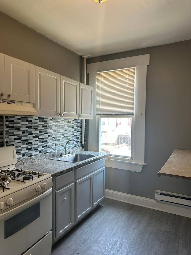 Apartment for rent at 5 S Wickham Rd, Baltimore, MD 21229