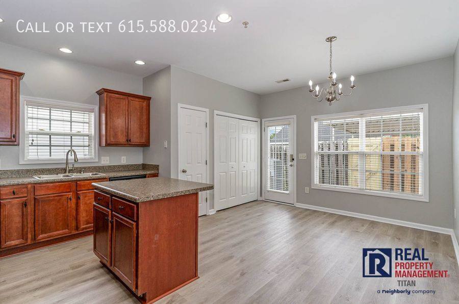 Townhouse for rent at 1004 Briggs Lane, Spring Hill, TN 37174