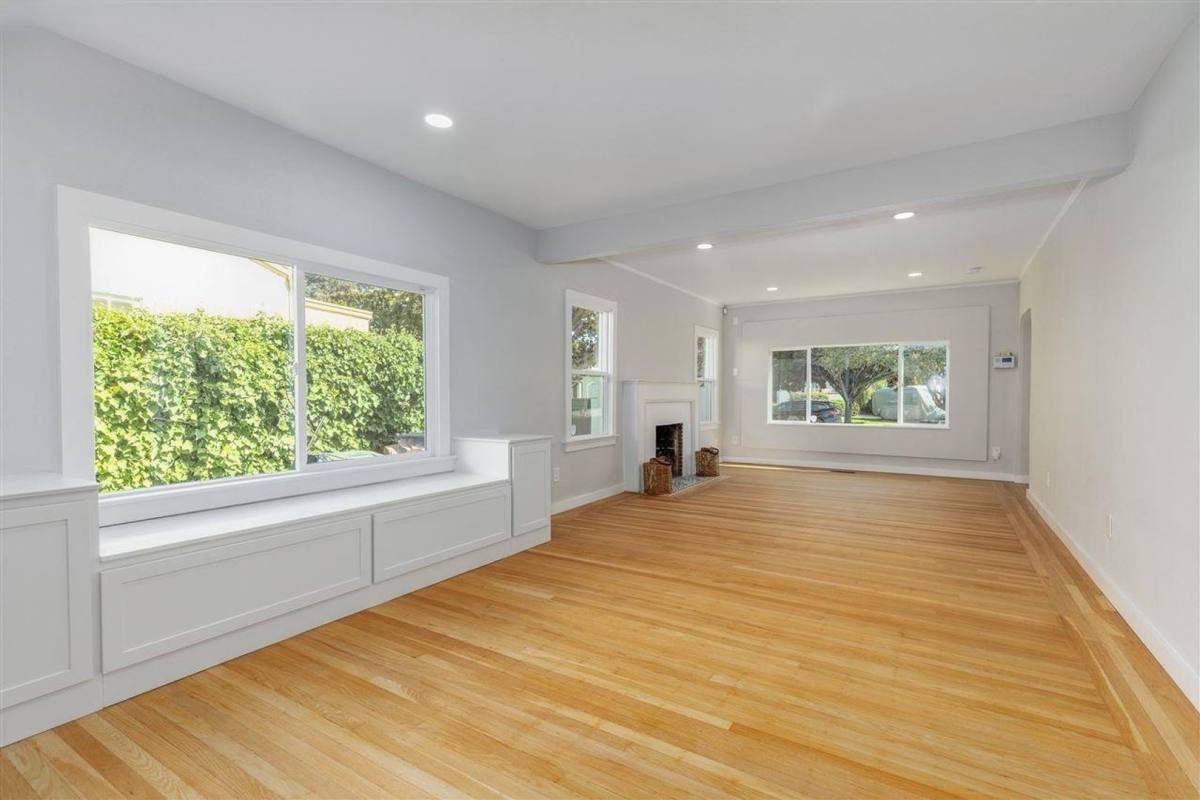 House for rent at 330 Broadmoor, San Leandro, CA 94577