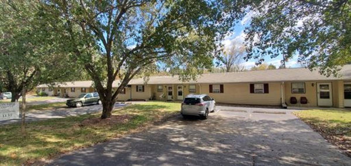 Apartment for rent at 3455 Valley Rd, Winston Salem, NC 27106