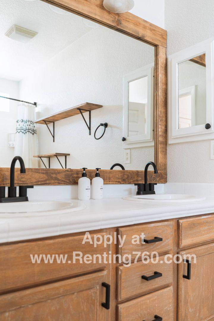 House for rent at 74825 Twilight Dr, Twentynine Palms, CA 92277