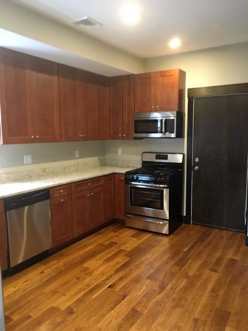 Apartment for rent at 48 Creighton St #1, Jamaica Plain, MA 02130