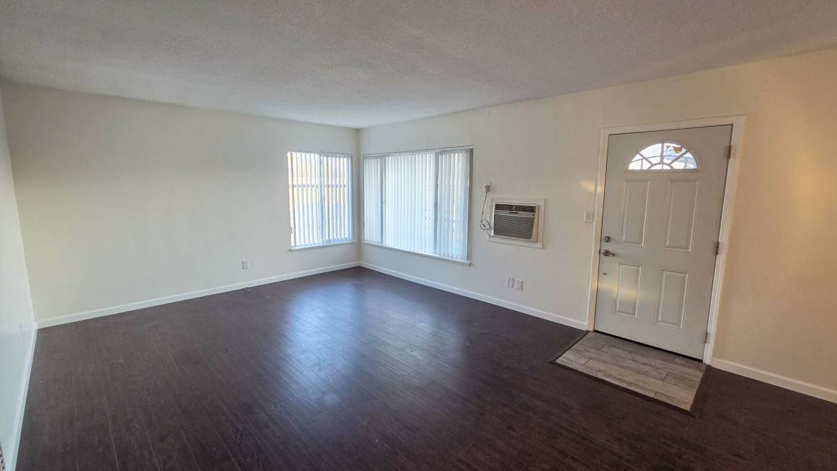 Apartment for rent at 10717 Shire Place, Whittier, CA 90601