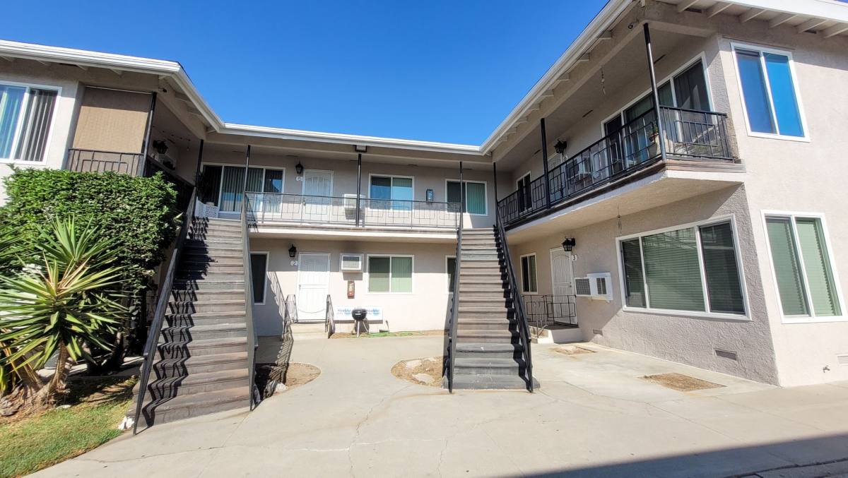 Apartment for rent at 10717 Shire Place, Whittier, CA 90601