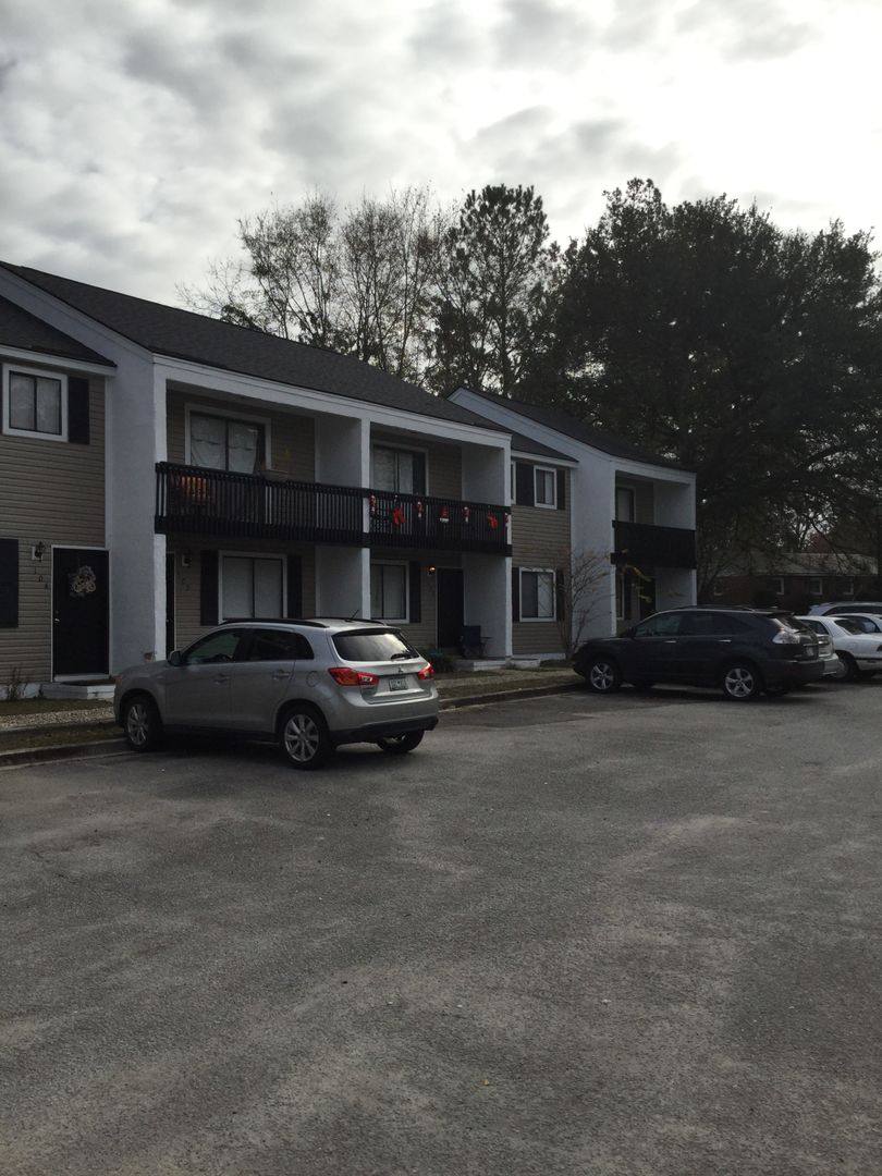 Townhouse for rent at 401 Golf Rd, Summerville, SC 29483