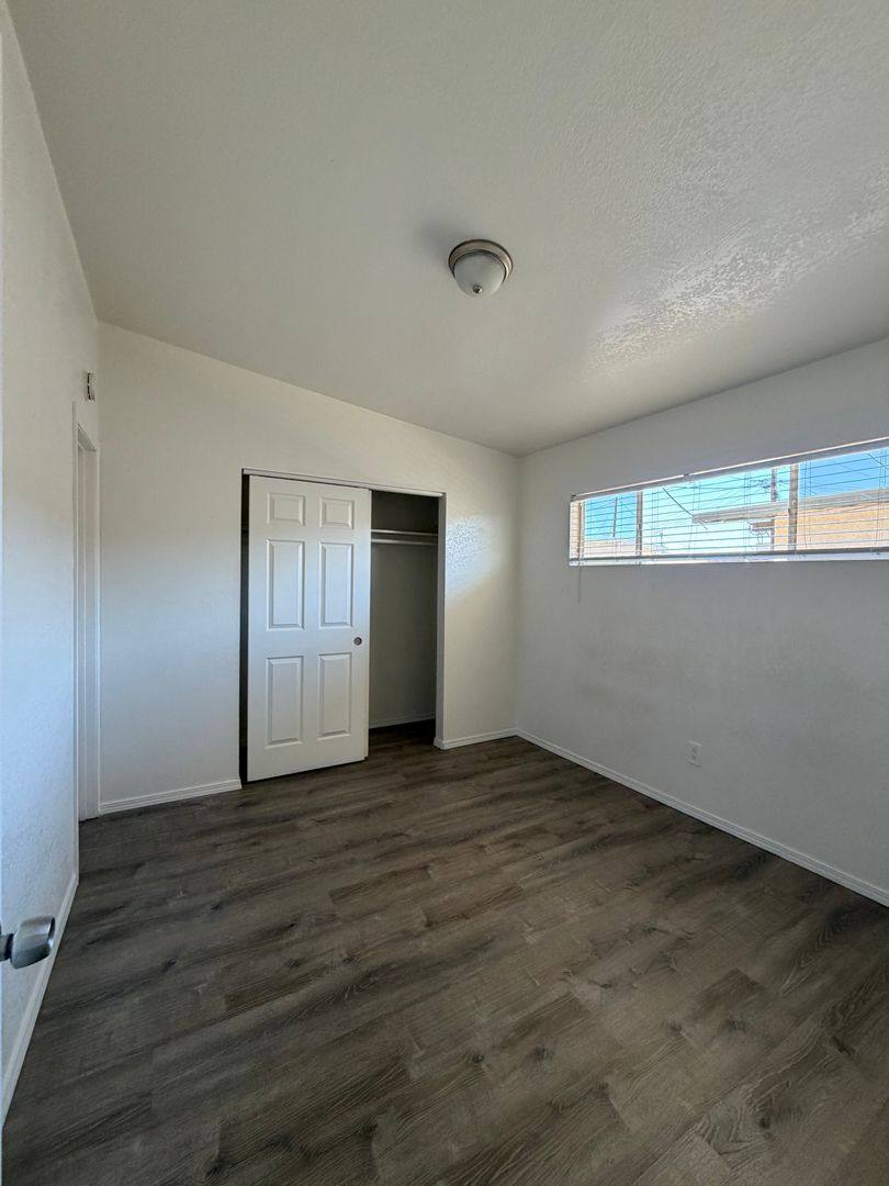 Apartment for rent at 280 E Grace St, Barstow, CA 92311