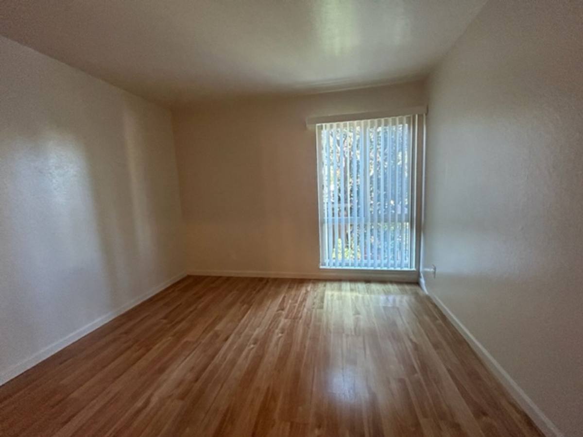 Condo for rent at 551 Jean St, Oakland, CA 94610