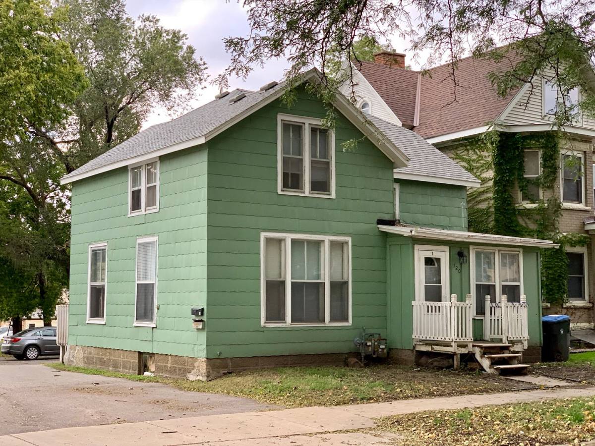 Apartment for rent at 120 S Fourth St, Mankato, MN 56001