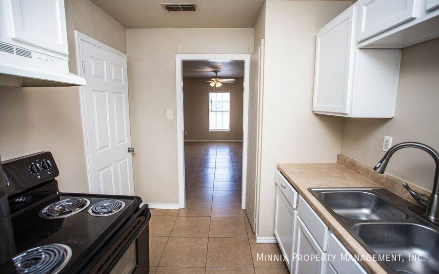 Apartment for rent at 1510 S 9th St #28, Slaton, TX 79364