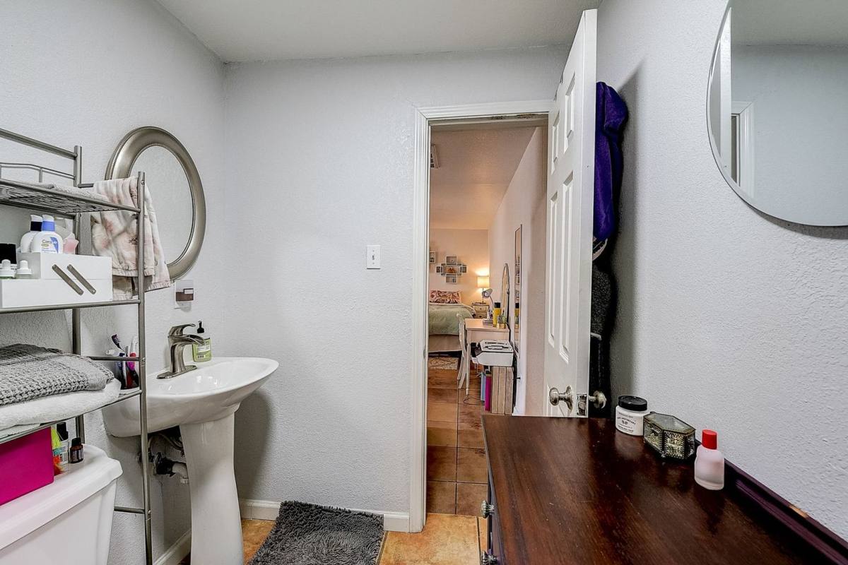 Apartment for rent at 3256 Greene Ave, Fort Worth, TX 76109
