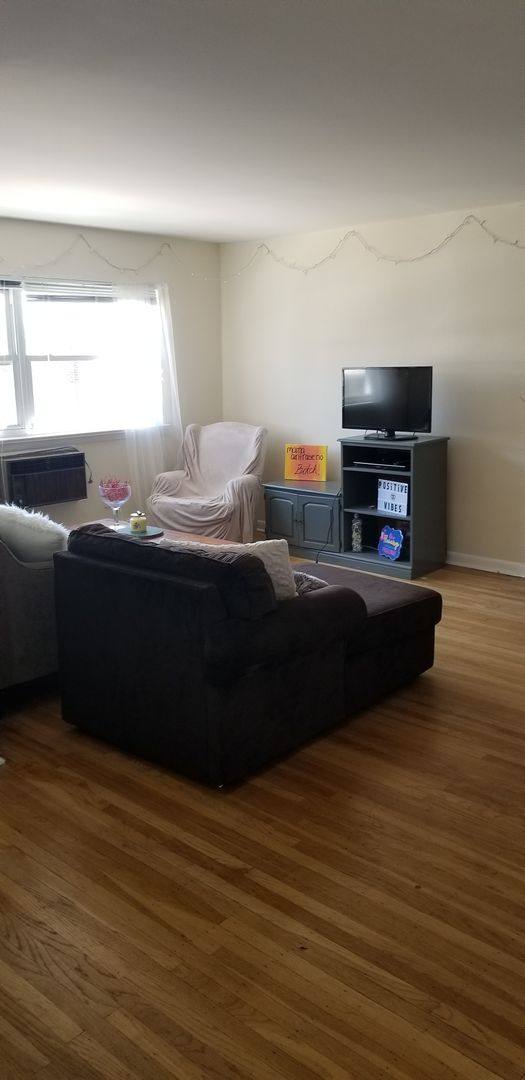 Apartment for rent at 3600 Schoolhouse Lane, Philadelphia, PA 19129