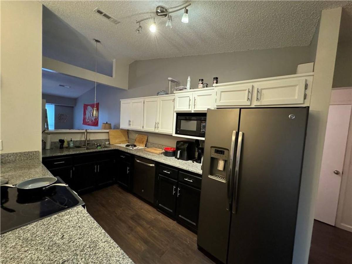 House for rent at 2502 W Megan Dr, Fayetteville, AR 72703
