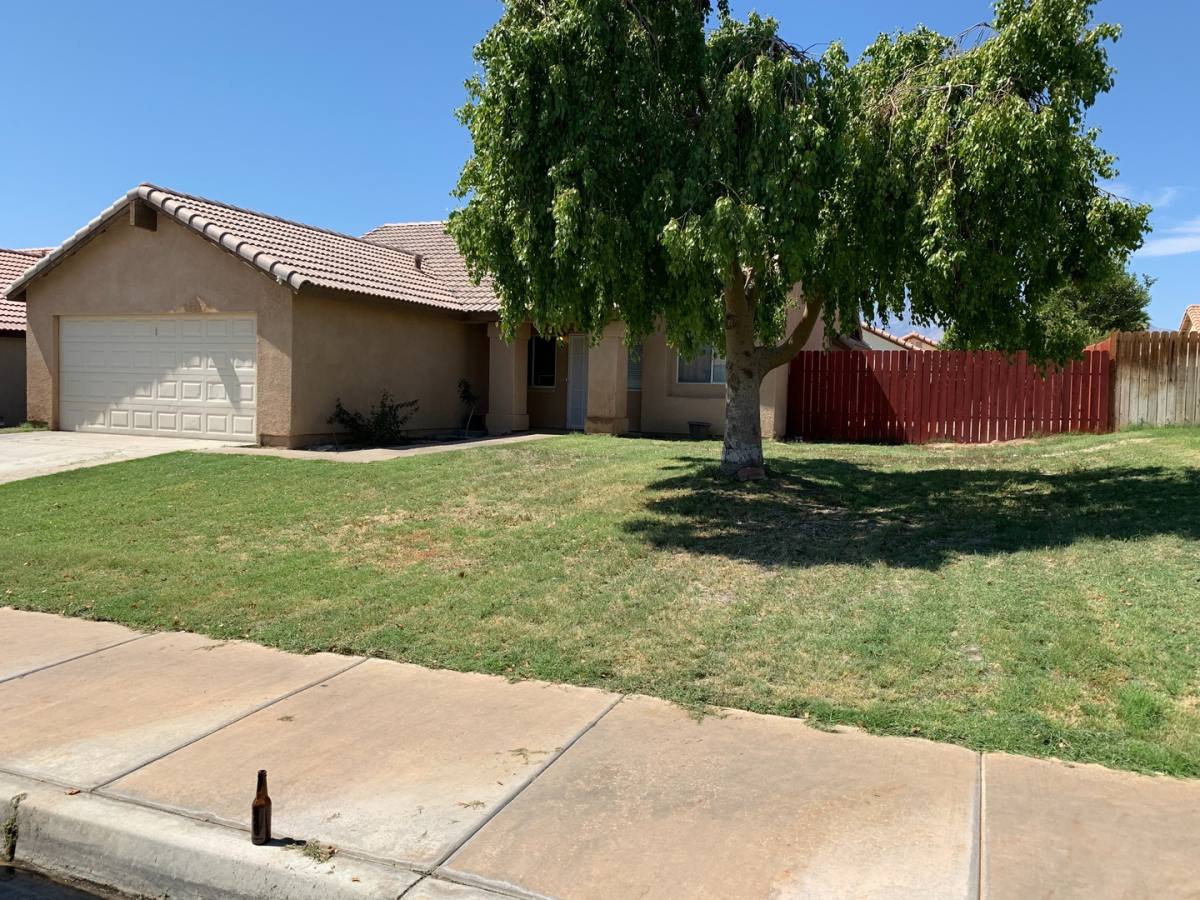 Apartment for rent at 31577 Via Pared, Thousand Palms, CA 92276
