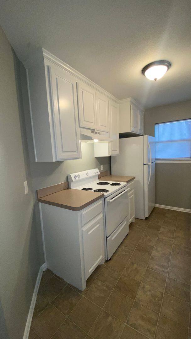 Apartment for rent at 7700 Stanley Court, Joshua, TX 76058