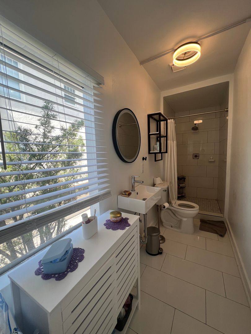 Townhouse for rent at 812- 814 Audubon St, New Orleans, LA 70118