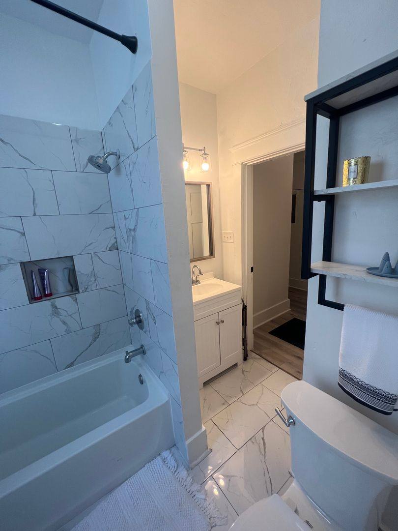 Townhouse for rent at 812- 814 Audubon St, New Orleans, LA 70118