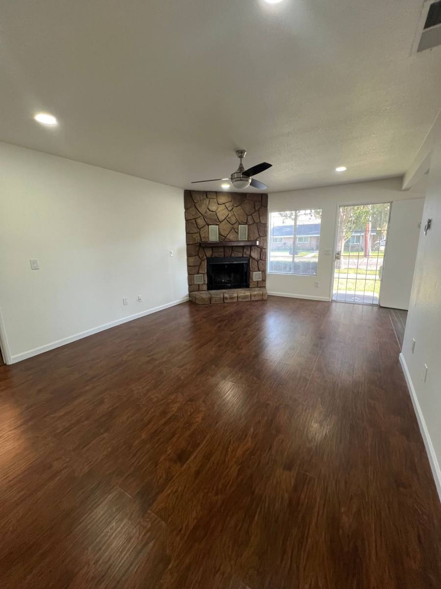 Townhouse for rent at 9145 Audrey St, Riverside, CA 92503