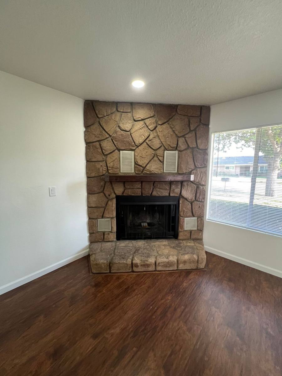 Townhouse for rent at 9145 Audrey St, Riverside, CA 92503
