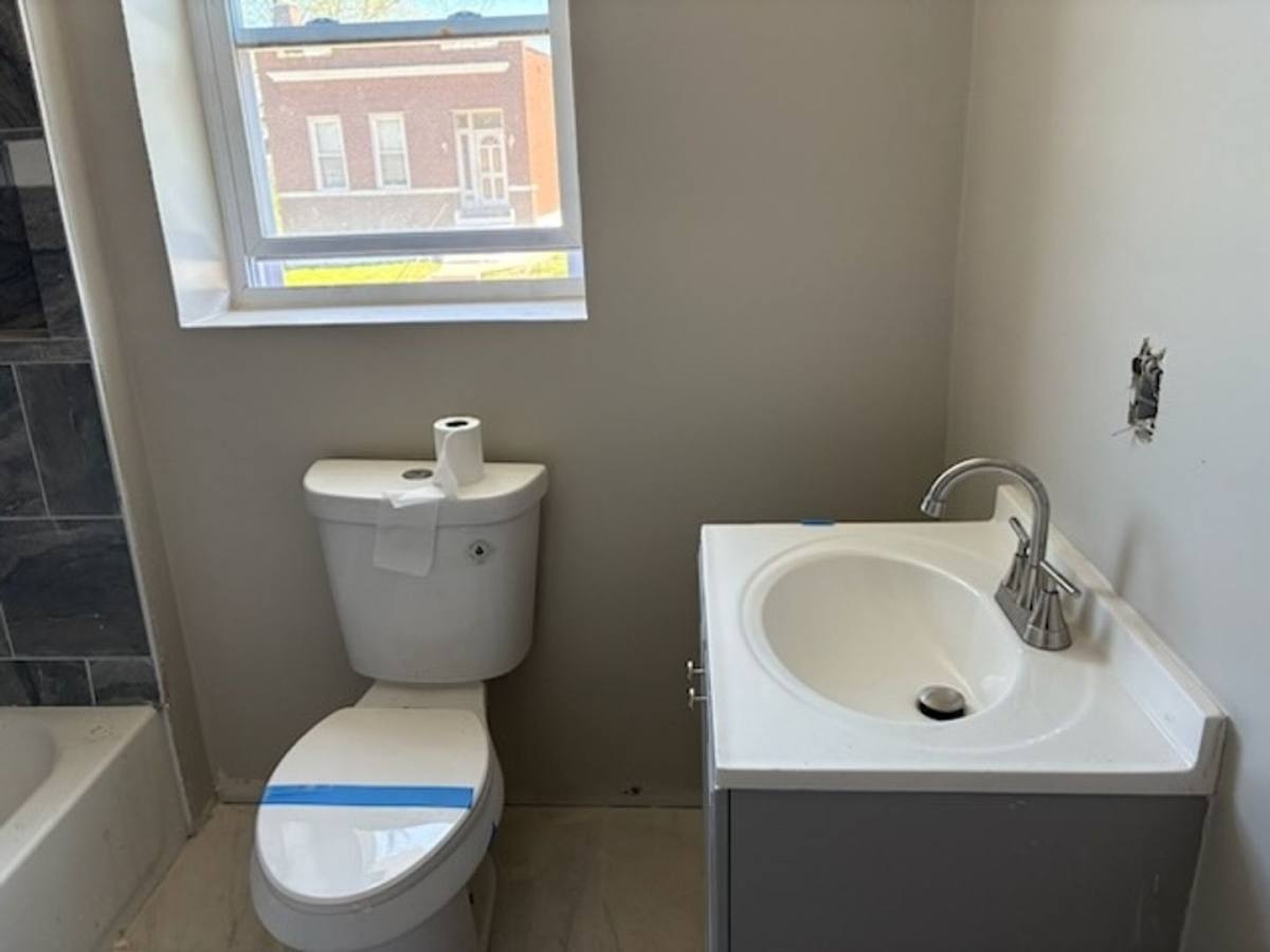 Townhouse for rent at 5200 Von Phul St, Saint Louis, MO 63107