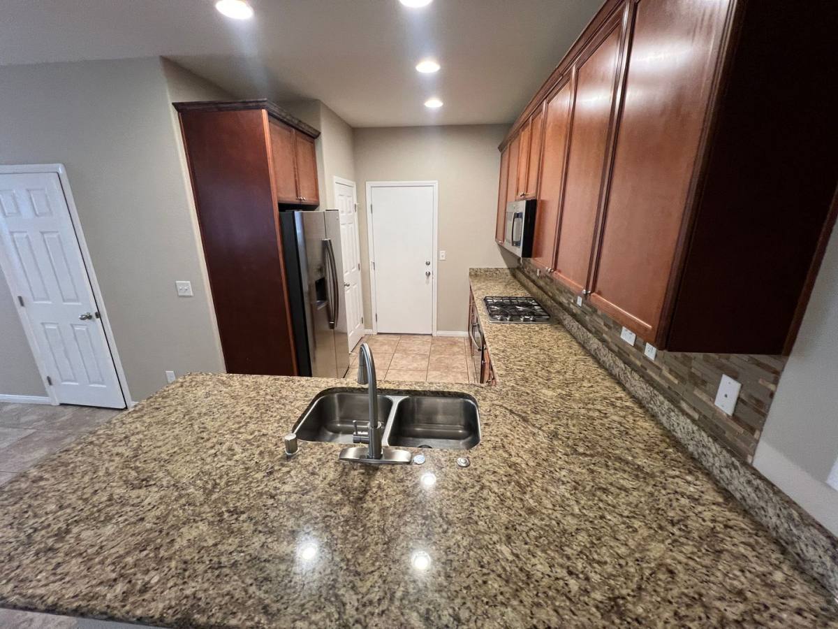 House for rent at 10626 Shiny Skies Dr, Las Vegas, NV 89129