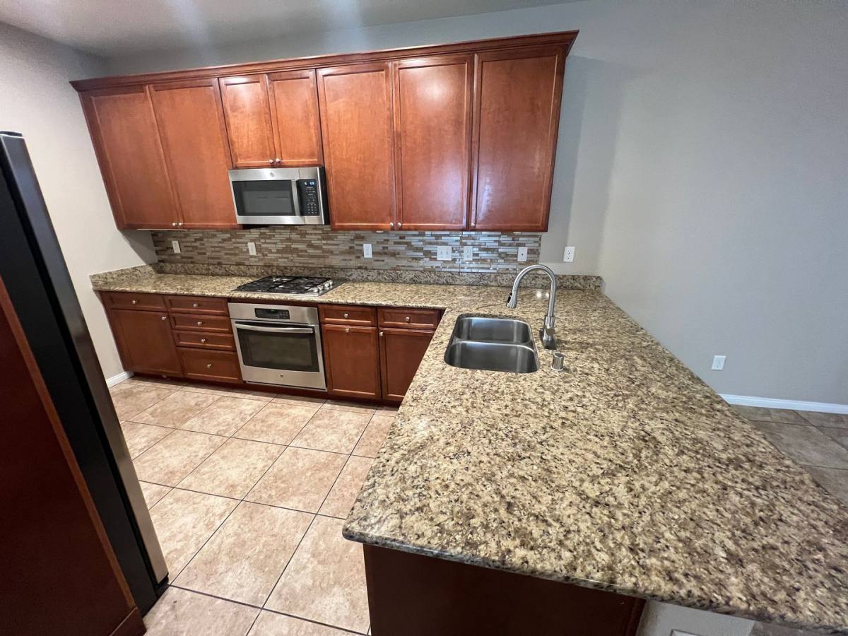 House for rent at 10626 Shiny Skies Dr, Las Vegas, NV 89129