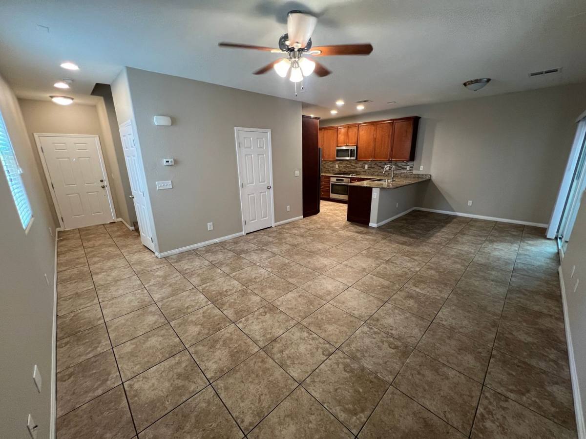 House for rent at 10626 Shiny Skies Dr, Las Vegas, NV 89129