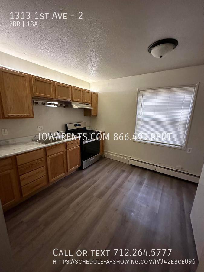 Apartment for rent at 1313 1st Ave #2, Perry, IA 50220