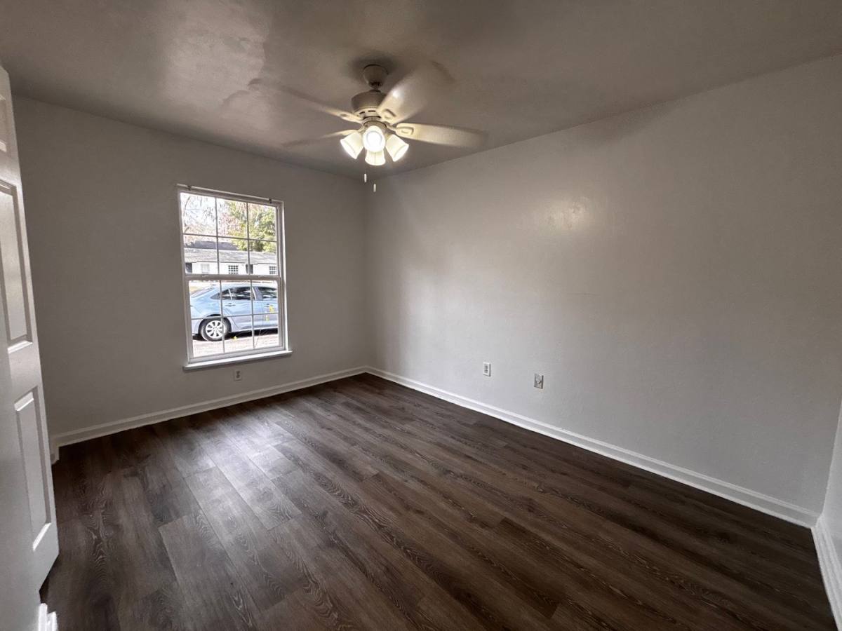 Apartment for rent at 911 SW 59th Terrace, Gainesville, FL 32607