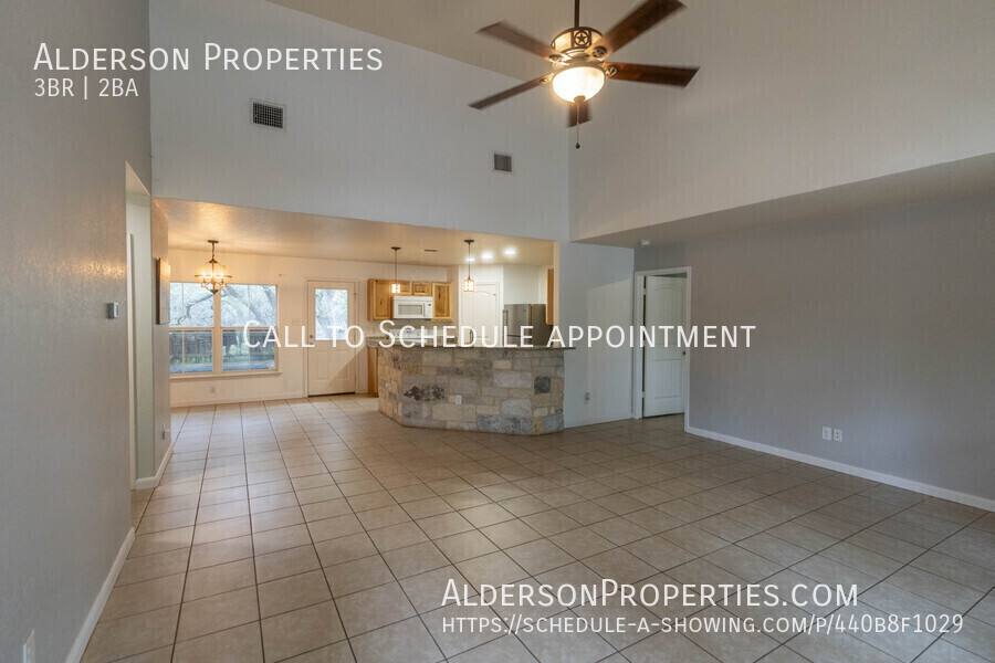 House for rent at 1015 Twin Deer Lane, Canyon Lake, TX 78133