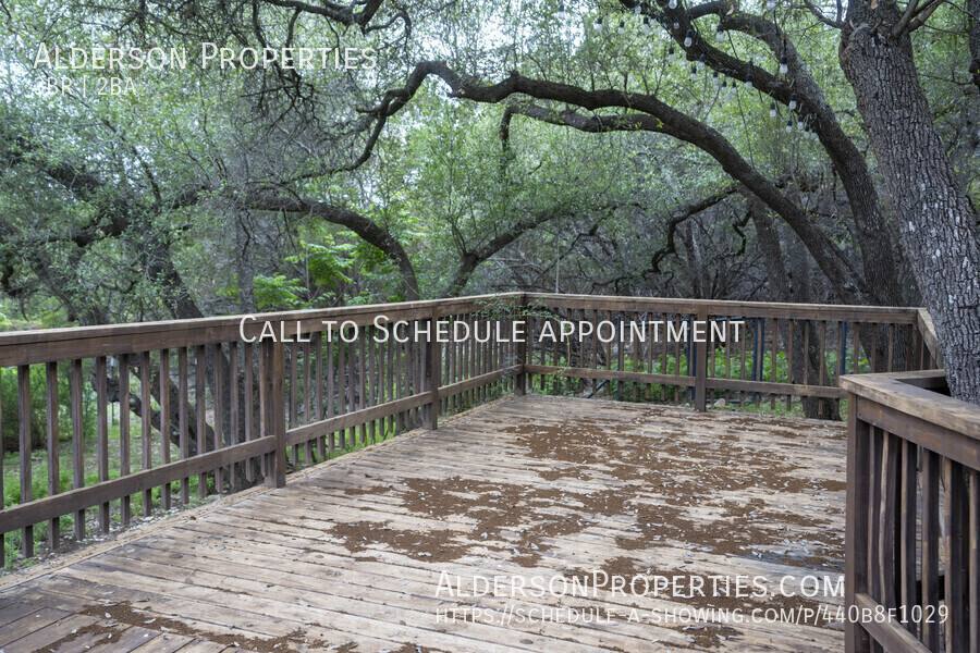 House for rent at 1015 Twin Deer Lane, Canyon Lake, TX 78133