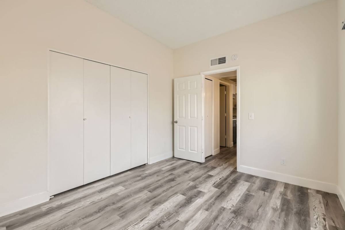 Apartment for rent at 2826 E Le Marche Ave, Phoenix, AZ 85032