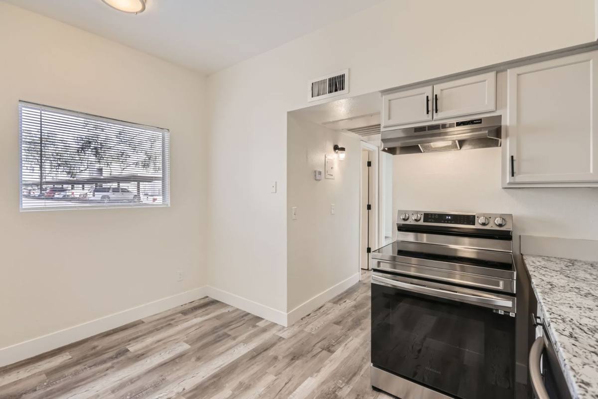 Apartment for rent at 2826 E Le Marche Ave, Phoenix, AZ 85032