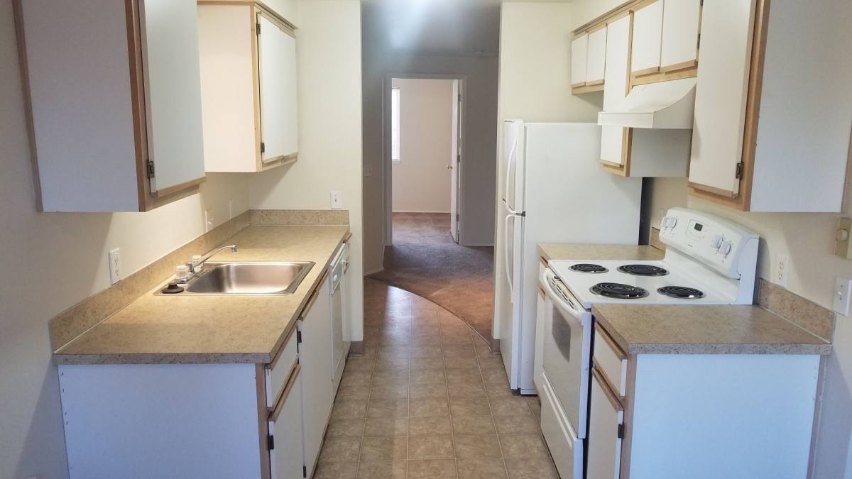 Apartment for rent at 180 Sandy Dr N, Salem, OR 97303