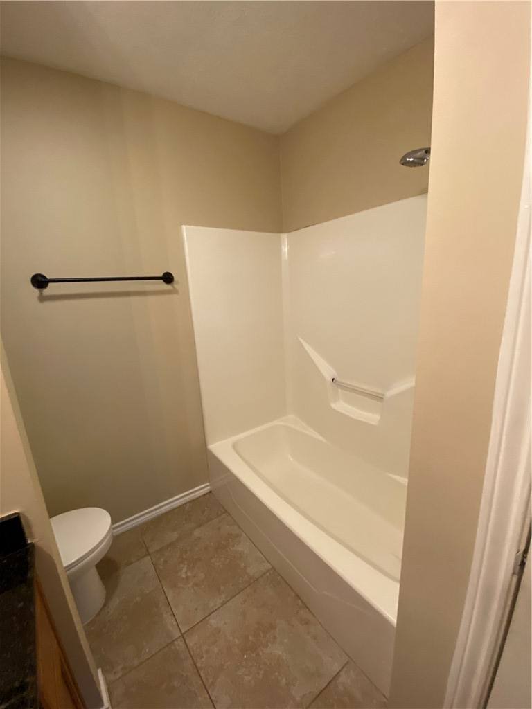 Apartment for rent at 1902 Holleman Dr W, College Station, TX 77840