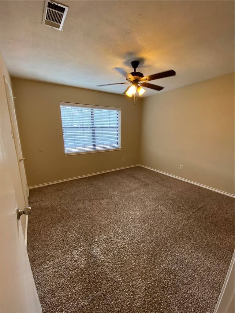 Apartment for rent at 1902 Holleman Dr W, College Station, TX 77840