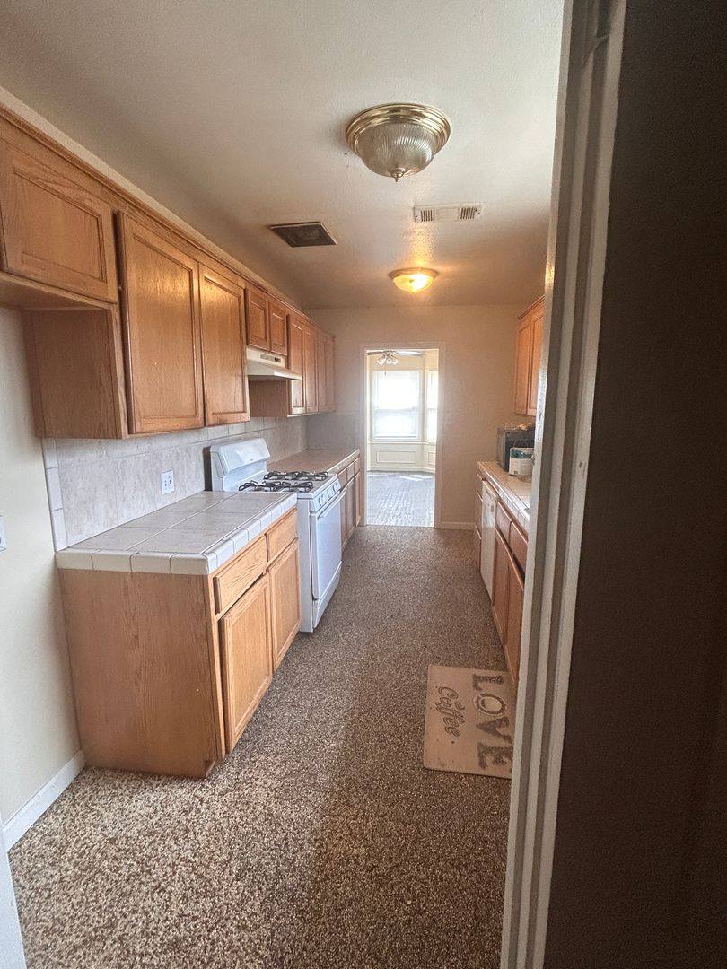 House for rent at 1920 N 11th Ave, Hanford, CA 93230
