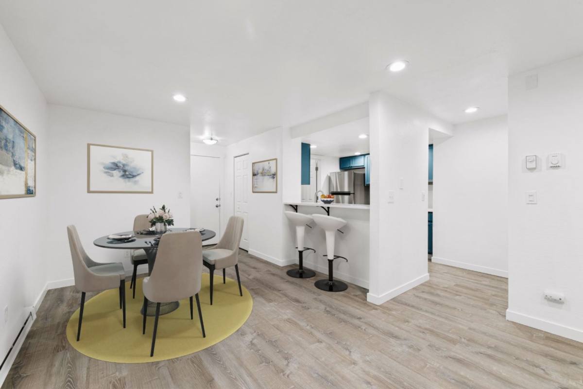 Apartment for rent at 14620 NE 31st St, Bellevue, WA 98007