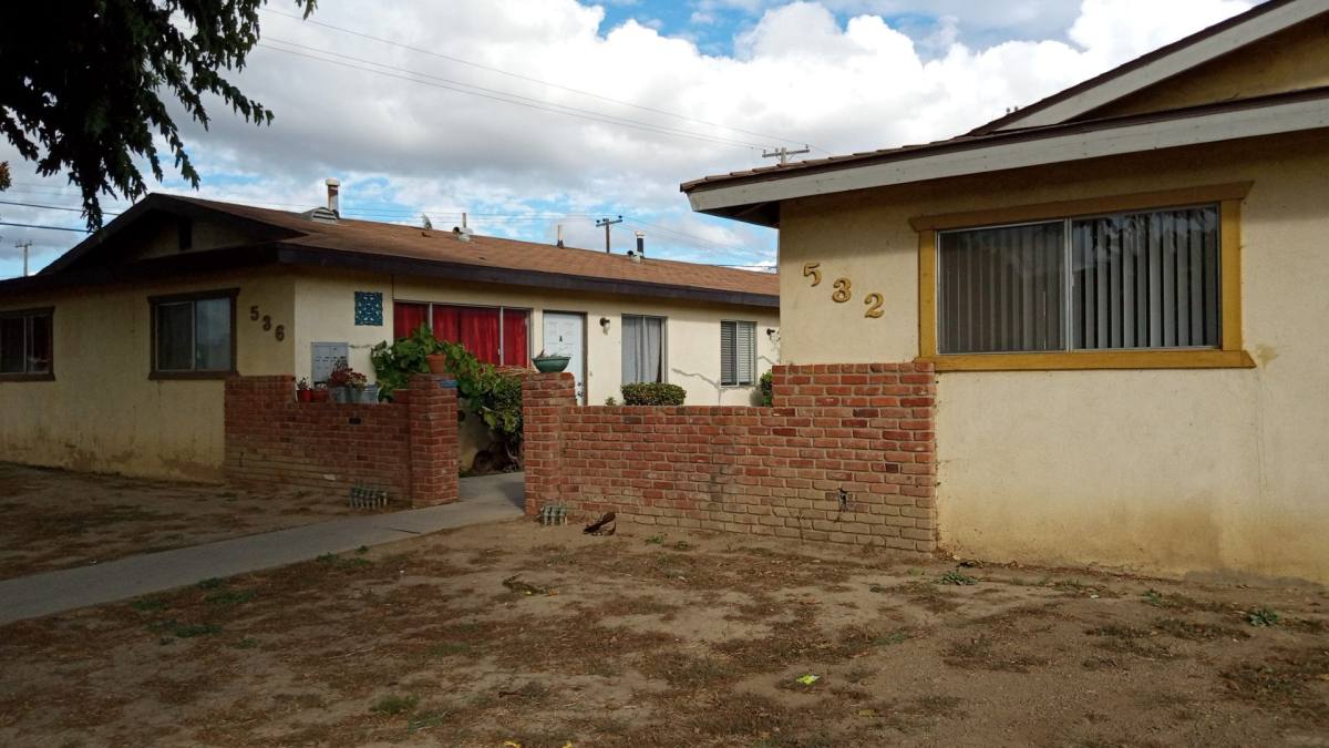 Apartment for rent at 532-536 N T St, Lompoc, CA 93436