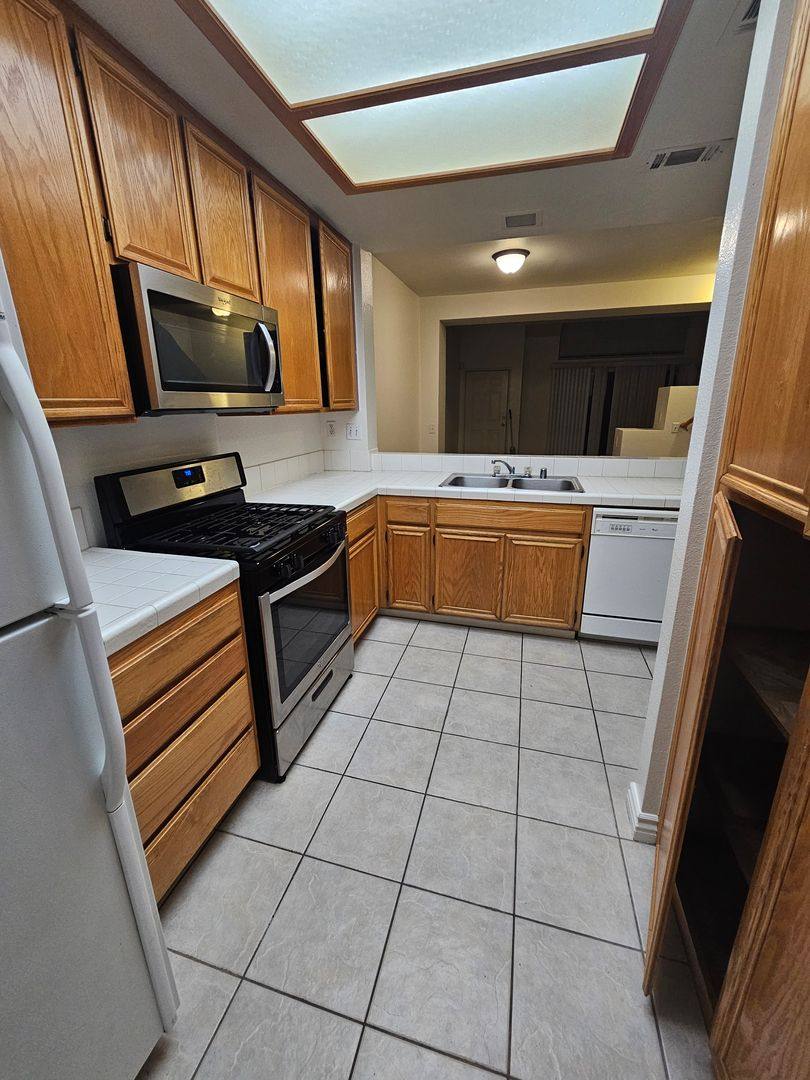 Townhouse for rent at 29602 Cara Way, Temecula, CA 92591