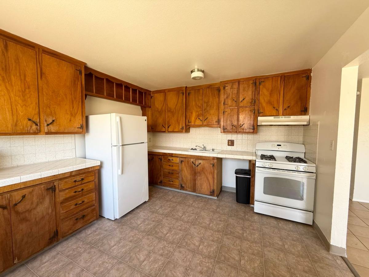 Apartment for rent at 1503-1505 E Ashlan Ave, Fresno, CA 93704