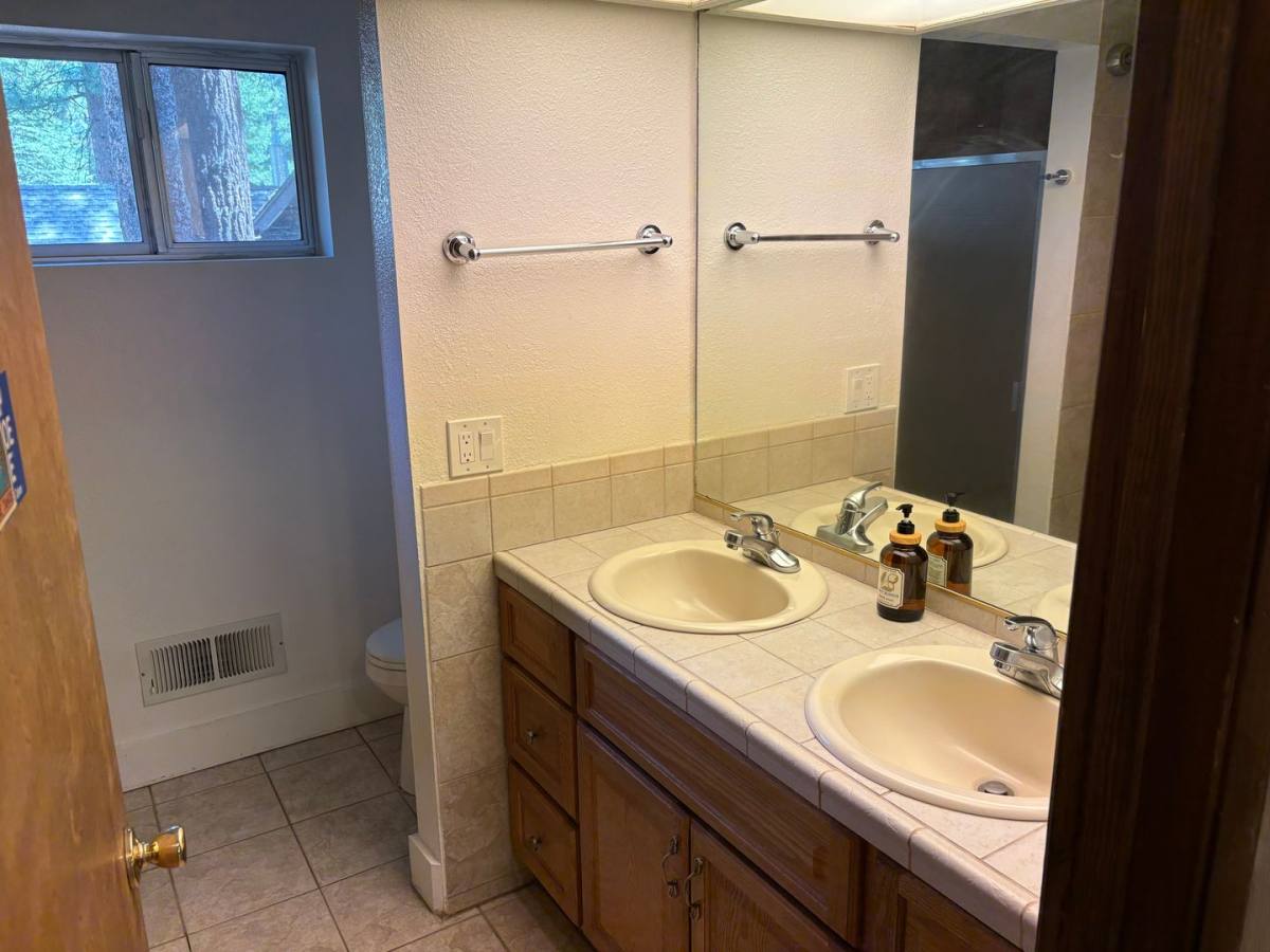 House for rent at 2024 Susquehanna Dr, South Lake Tahoe, CA 96150