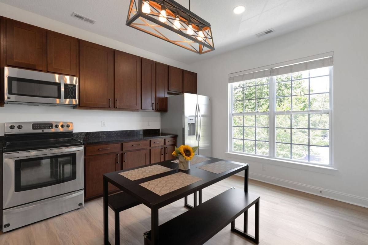Townhouse for rent at 4577 Leamore Square Rd, Virginia Beach, VA 23462
