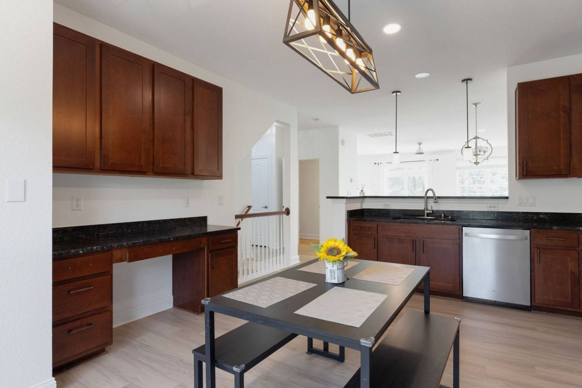 Townhouse for rent at 4577 Leamore Square Rd, Virginia Beach, VA 23462