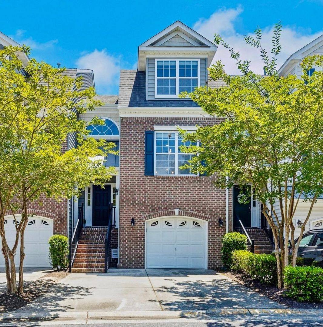 Townhouse for rent at 4577 Leamore Square Rd, Virginia Beach, VA 23462